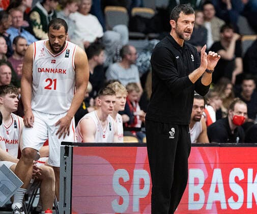 Denmarks head coach Arnel Dedic Denmark meets Norway in a European Championship qualifier in basketball, played in Naestved, Thursday 24 February 2022, Naestved Denmark  Copyright: fotograf@clausbech.dk ClausxBechx Cop10173 spdk20220224-200321-L