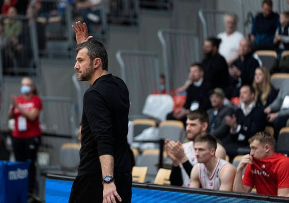 Denmarks head coach Arnel Dedic Denmark meets Norway in a European Championship qualifier in basketball, played in Naestved, Thursday 24 February 2022, Naestved Denmark  Copyright: fotograf@clausbech.dk ClausxBechx Cop10173 spdk20220224-210855-L