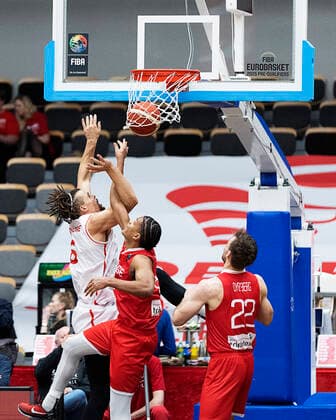 Denmarks Jonas Zohore and Norways Lars Espe Denmark meet Norway in a European Championship qualifier in basketball, played in Naestved, Thursday 24 February 2022, Naestved Denmark  Copyright: fotograf@clausbech.dk ClausxBechx Cop10173 spdk20220224-195807-L