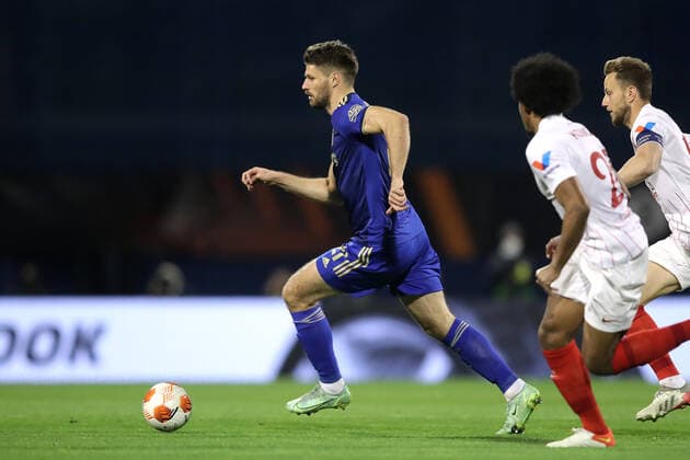Dinamo Zagreb v Sevilla FC: Knockout Round Play-Offs Leg Two - UEFA Europa League ZAGREB, CROATIA - FEBRUARY 24: Bruno Petkovic of Dinamo Zagreb runs with the ball during the UEFA Europa League Knockout Round Play-Offs Leg Two match between Dinamo Zagreb and Sevilla FC at Maksimir Stadium on February 24, 2022 in Zagreb, Croatia. LukaxStanzl PIXSELL