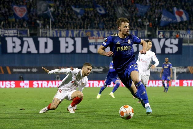 Dinamo Zagreb v Sevilla FC: Knockout Round Play-Offs Leg Two - UEFA Europa League ZAGREB, CROATIA - FEBRUARY 24: Dario Spikic of Dinamo Zagreb in action during the UEFA Europa League Knockout Round Play-Offs Leg Two match between Dinamo Zagreb and Sevilla FC at Maksimir Stadium on February 24, 2022 in Zagreb, Croatia. IgorxKralj PIXSELL