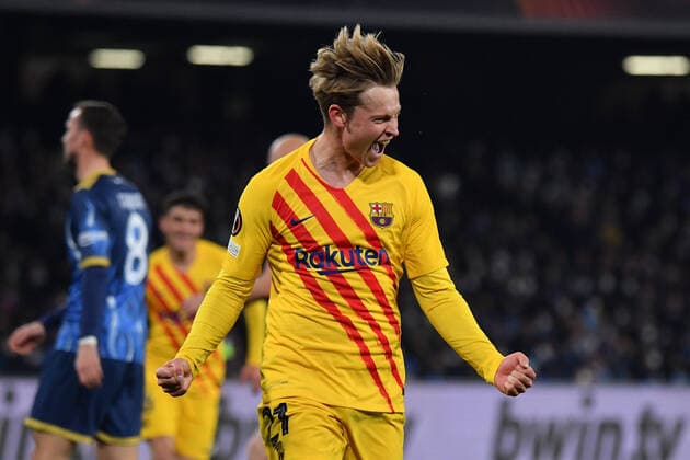 February 24, 2022, Naples, Italy: Naples, Italy, Diego Armando Maradona stadium, February 24, 2022, Barcelona s midfielder Frenkie de Jong jubilates after scoring the 0-2 goal during SSC Napoli vs FC Barcellona - football Europa League match. football Europa League match - SSC Napoli vs FC Barcellona, Naples, Italy - ZUMAl164 20220224_zsa_l164_497 Copyright: xCarmeloxImbesix