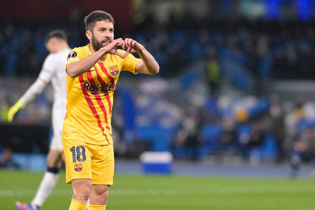 February 24, 2022, Naples, Italy: Jordi Alba (18) FC Barcelona, Barca celebrates after scoring a goal during match between Napoli vs Barcelona on February 24, 2022. football Europa League match - SSC Napoli vs FC Barcellona, Naples, Italy  - ZUMAl164 20220224_zsa_l164_558 Copyright: xSalvatorexVarox
