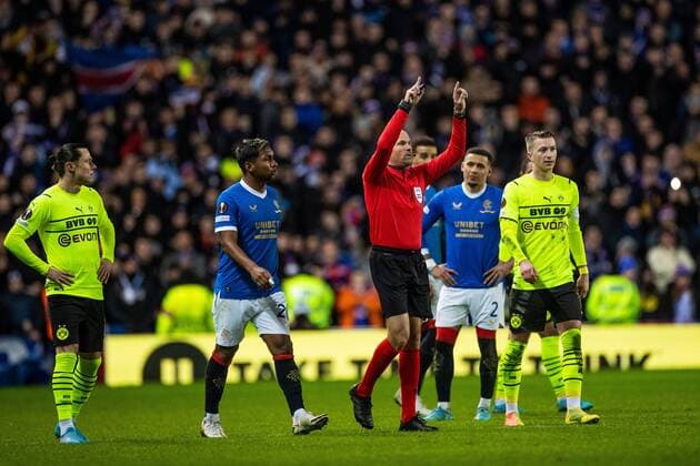 Mandatory Credit: Photo by Kirk O Rourke Rangers FC Shutterstock (12821153cy) Referee Antonio Mateu Lahoz disallows Ryan Kent of Rangers goal during the last 32 Europa League match at Ibrox Stadium, Glasgow. Rangers v Borussia Dortmund, UEFA Europa League, Play-offs, Second Leg, Football, Ibrox Stadium, Glasgow, UK - 24 Feb 2022 Rangers v Borussia Dortmund, UEFA Europa League, Play-offs, Second Leg, Football, Ibrox Stadium, Glasgow, UK - 24 Feb 2022  Copyright: xKirkxO Rourke RangersxFC Shutterstockx 12821153cy