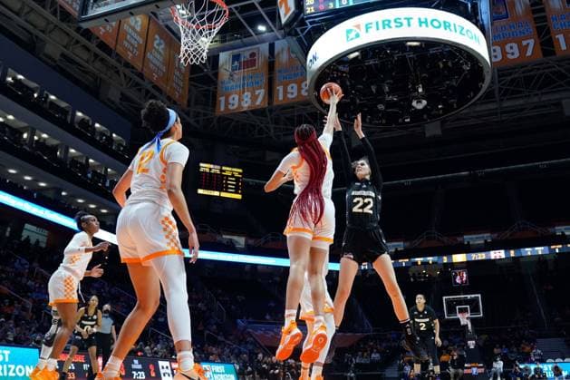Basketball, NCAA, March Madness 2023, German players, Charlotte Kohl
