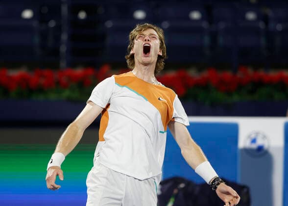 Andrey Rublev cheers after victory, jubilation, joy, emotion Tennis Dubai Duty Free Tennis Championships ATP Dubai Duty Free Tennis Stadium Dubai United Arab Emirates 25 February 2022 Copyright: xJuergenxHasenkopfx