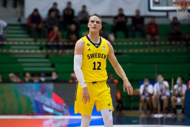 220225 Ludvig Hakanson of Sweden during the FIBA World Cup Qualifier game between Sweden and Croatia on February 25, 2022 in Zagbreb Photo Nikola Krstic BILDBYRAN COP 307 NK0006 basket basketball vm kval kval fiba world cup qualifiers sweden bbeng,  Copyright: NIKOLAxKRSTIC BB220225BB592