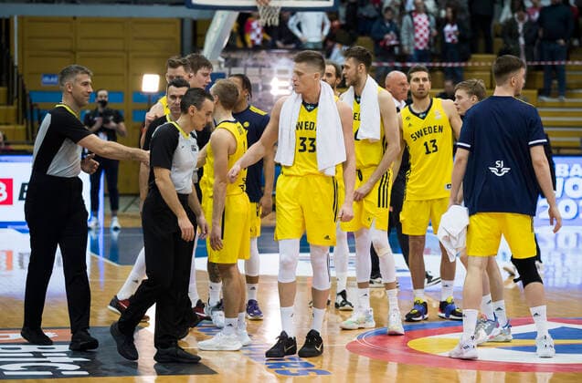 220225 Jonas Jerebko of Sweden after the FIBA World Cup Qualifier game between Croatia and Sweden on February 25, 2022 in Zagreb Photo Nikola Krstic BILDBYRAN COP 307 NK0006 basket basketball vm kval kval fiba world cup qualifiers sweden croatia bbeng,  Copyright: NIKOLAxKRSTIC BB220225BB722