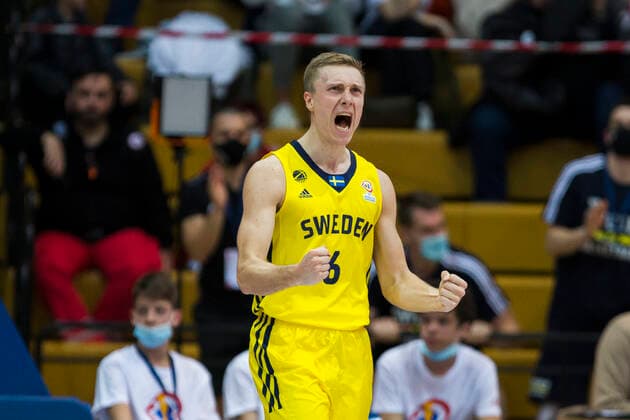 220225 Tobias Borg of Sweden celebrates during the FIBA World Cup Qualifier game between Croatia and Sweden on February 25, 2022 in Zagreb Photo Nikola Krstic BILDBYRAN COP 307 NK0006 basket basketball vm kval kval fiba world cup qualifiers sweden croatia bbeng jubel,  Copyright: NIKOLAxKRSTIC BB220225BB796