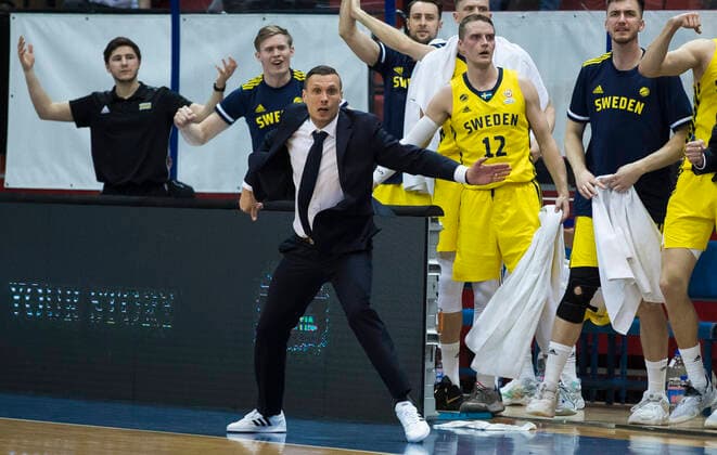 220225 Head Coach Ludwig Degernas of Sweden during the FIBA World Cup Qualifier game between Croatia and Sweden on February 25, 2022 in Zagreb Photo Nikola Krstic BILDBYRAN COP 307 NK0006 basket basketball vm kval kval fiba world cup qualifiers sweden croatia bbeng,  Copyright: NIKOLAxKRSTIC BB220225BB803