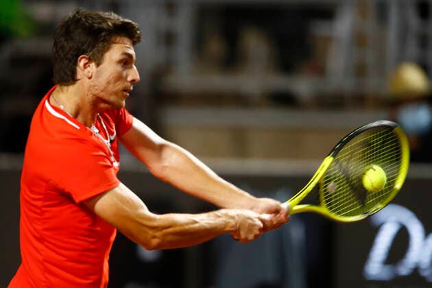 Tenis, Alejandro Tabilo vs Miomir Kecmanovic El tenista Miomir Kecmanovic de Serbia regresa la bola de Alejandro Tabilo de Chile por el ATP, Tennis Herren 250 de Santiago 2022 en el Club San Carlos de Apoquindo en Santiago, Chile. 25 02 2022 Felipe Zanca Photosport Tennis, Alejandro Tabilo vs Miomir Kecmanovic The tennis player Miomir Kecmanovic of Serbia return the ball Alejandro Tabilo of Chile in the match for the ATP 250 Santiago 2022 at the Club San Carlos de Apoquindo in Santiago, Chile. 25 02 2022 Felipe Zanca Photosport Alejandro Tabilo vs Miomir Kecmanovic, ATP 250 Santiago 2022