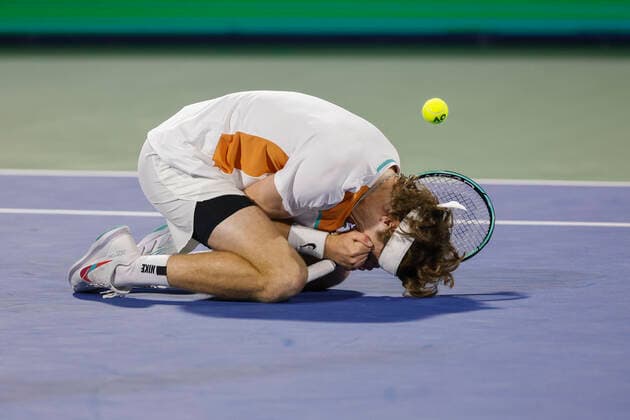 Andrey Rublev cheers after victory, jubilation, joy, emotion, final, final tennis Dubai Duty Free Tennis Championships ATP Dubai Duty Free Tennis Stadium Dubai United Arab Emirates 26 February 2022 Copyright: xJuergenxHasenkopfx