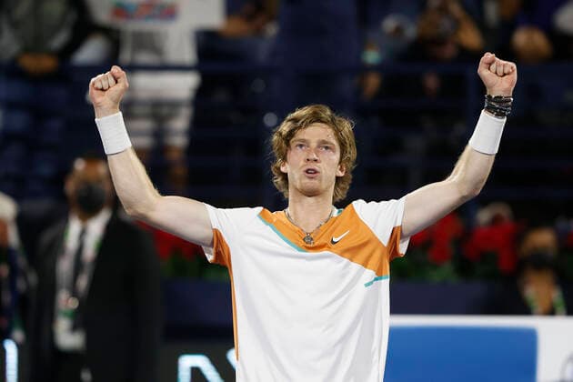 Andrey Rublev cheers after victory, jubilation, joy, emotion, final, final tennis Dubai Duty Free Tennis Championships ATP Dubai Duty Free Tennis Stadium Dubai United Arab Emirates 26 February 2022 Copyright: xJuergenxHasenkopfx
