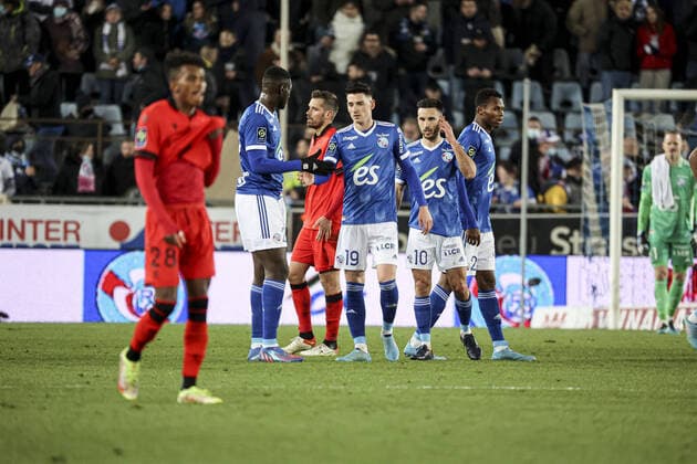 Fin du match FOOTBALL : Strasbourg vs Nice - Ligue 1 - Strasbourg - 26 02 2022 ElyxandroCegarra Panoramic 