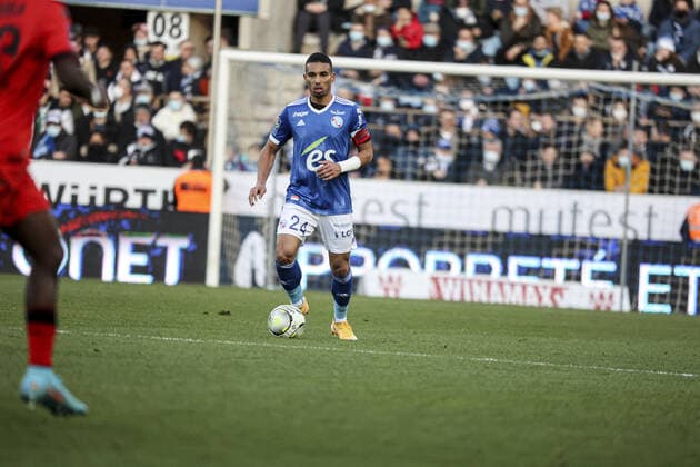 Alexander Djiku 24 (RCS) FOOTBALL : Strasbourg vs Nice - Ligue 1 - Strasbourg - 26 02 2022 ElyxandroCegarra Panoramic 