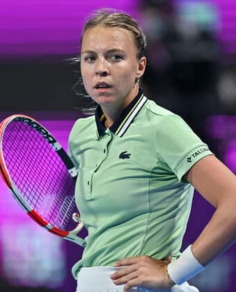 (220227) -- DOHA, Feb. 27, 2022 -- Anett Kontaveit of Estonia reacts during the final match of WTA, Tennis Damen Qatar Open tennis tournament between Iga Swiatek of Poland and Anett Kontaveit of Estonia at the Khalifa International Tennis Complex in Doha, capital of Qatar, Feb. 26, 2022. (Photo by Nikku Xinhua) (SP)QATAR-DOHA-TENNIS-WTA-FINAL yangyuanyong 