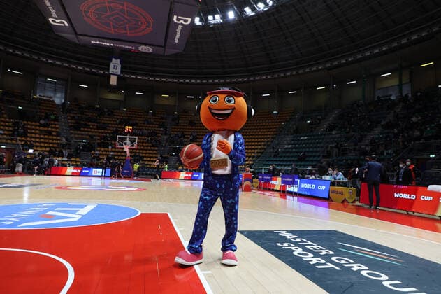 the mascotte during the FIBA World Cup 2023 qualifiers game Italy Vs. Iceland at the Paladozza sports palace in Bologna, February 27, 2022 - Photo: Michele Nucci  Copyright: xMichelexNuccix xipa-agency.netx xx 0