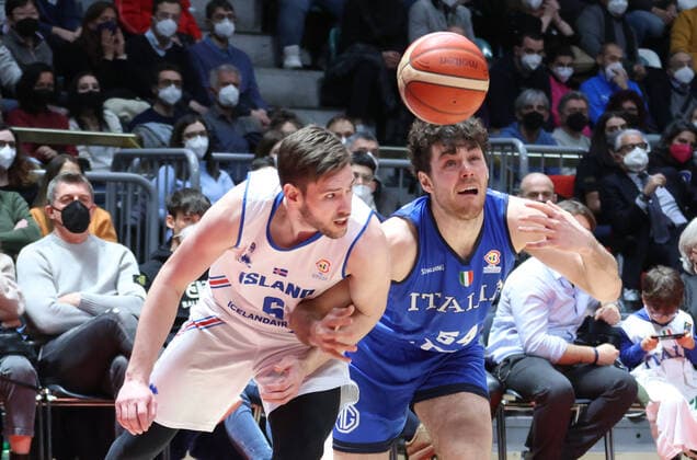 Jon Axel Gudmundsson (Iceland) (L) thwarted by Alessandro Pajola (Italy) during the FIBA World Cup 2023 qualifiers game Italy Vs. Iceland at the Paladozza sports palace in Bologna, February 27, 2022 - Photo: Michele Nucci  Copyright: xMichelexNuccix xipa-agency.netx xx 0