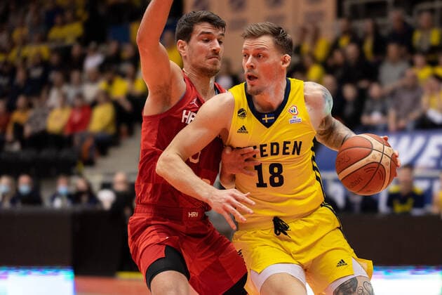 220228 Viktor Gaddefors of Sweden during the FIBA World Cup Qualifier game between Sweden and Croatia on February 28, 2022 in Norrköping,  Copyright: PETERxHOLGERSSON BB220228PH015