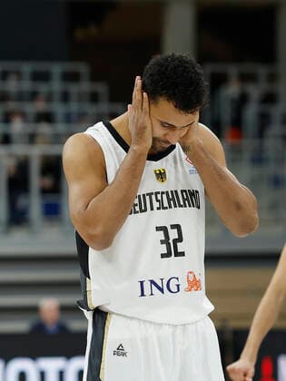 28 02 2022, Germany vs Israel, FIBA Basketball World Cup Qualifiers, Group D, GER, Heidelberg, SNP dome, Picture from the left side , Johannes Thiemann Germany Copyright: HMBxMedia xHeikoxBecker