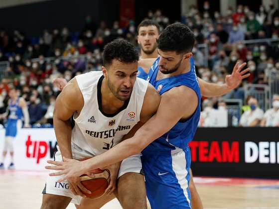 28 02 2022, Germany vs Israel, FIBA Basketball World Cup Qualifiers, Group D, GER, Heidelberg, SNP dome, Picture from the left side , Johannes Thiemann Germany and Tomer Ginat Israel Copyright: HMBxMedia xHeikoxBecker