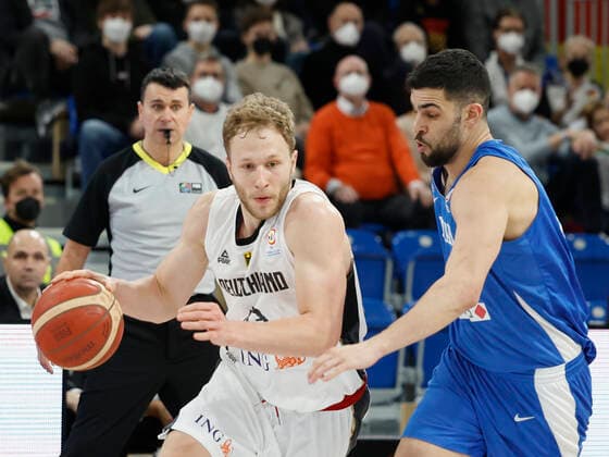 28 02 2022, Germany vs Israel, FIBA Basketball World Cup Qualifiers, Group D, GER, Heidelberg, SNP dome, Picture from the left side , Christian Sengfelder Germany and Tomer Ginat Israel Copyright: HMBxMedia xHeikoxBecker