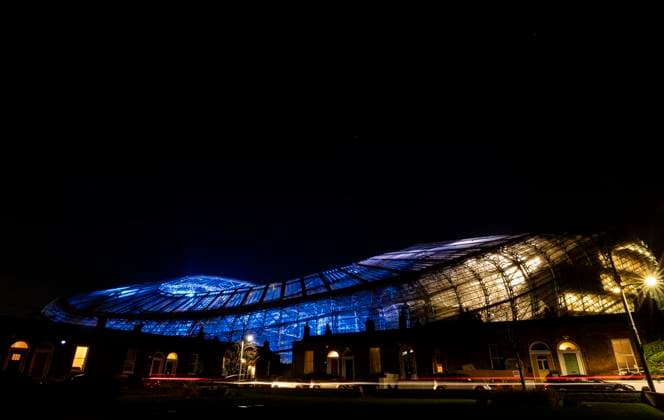 EDITORIAL USE ONLY The Aviva Stadium Lights Up In The Colours Of The Ukrainian Flag 28 2 2022 Pictured is Dublin™s iconic Aviva Stadium, the home of Irish rugby and soccer, lit up in the colours of the Ukrainian flag. Together with the IRFU and FAI, Aviva Ireland will illuminate the Dublin skyline in blue and yellow each evening this week from 7pm. Aviva Ireland is standing in solidarity with the Ukrainian community, as well as affected customers and employees The Aviva Stadium Lights Up In The Colours Of The Ukrainian Flag 28 2 2022  Copyright: x INPHO GaryxCarrx BST_4451