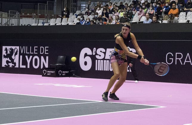 Kristina Mladenovic (FRA) - Open 6eme sens MÃ tropole de Lyon, Lyon 01 03 2022 - TENNIS : Kristina Mladenovic vs Shuai Zhang - Open 6eme Sens Lyon Metropole - Lyon 01 03 2022 SandrineThesillat Panoramic 