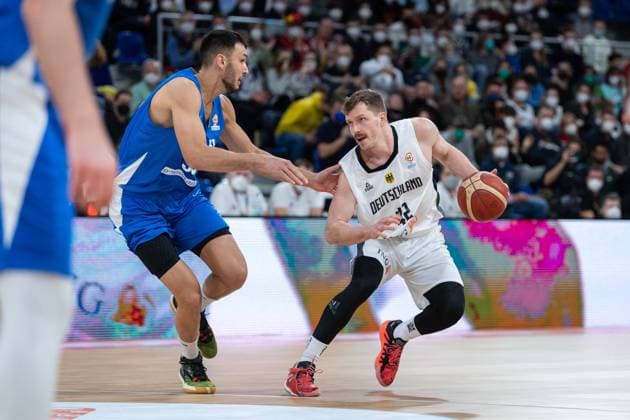 Basketball Heidelberg 28 02 2022 World Cup Qualifiers FIBA Basketball World Cup European Qualifiers Germany GER Israel ISR Andreas Obst Germany, No 42 Nimrod Levi Israel, No 30