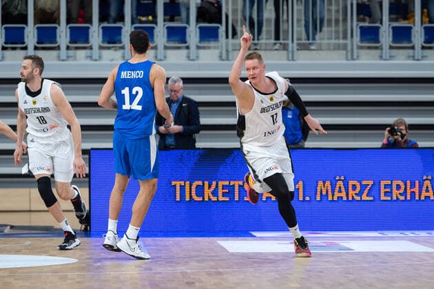 Basketball Heidelberg 28 02 2022 World Cup Qualifiers FIBA Basketball World Cup European Qualifiers Germany GER Israel ISR Robin Benzing Germany, No 12 cheer