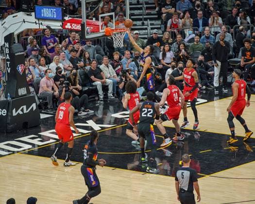 Phoenix, Arizona, March 2nd 2022: Landry Shamet drives for an easy shot ( 14 Phoenix Suns) during the National Basketball Association game between the Portland Trail Blazers and the Phoenix Suns ath Footprint Center in Phoenix, Arizona. Edwin Rodriguez SPP Portland Trailblazers v Phoenix Suns - NBA, Basketball Herren, USA - FootPrint Center 
