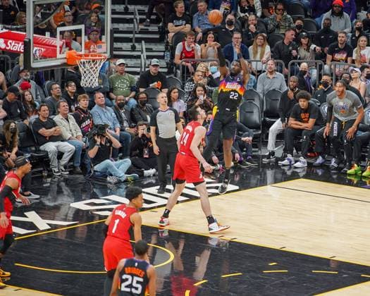 Phoenix, Arizona, March 2nd 2022: Deandre Ayton takes a shot ( 22 Phoenix Suns) during the National Basketball Association game between the Portland Trail Blazers and the Phoenix Suns ath Footprint Center in Phoenix, Arizona. Edwin Rodriguez SPP Portland Trailblazers v Phoenix Suns - NBA, Basketball Herren, USA - FootPrint Center 