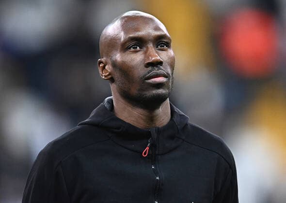 Atiba Hutchinson of Besiktas during the Turkish Cup Quarter Final match between Besiktas and Yukatel Kayserispor at Vodafone Park Stadium in Istanbul , Turkey on March 02 . 2022 . ( Seskimphoto ) 