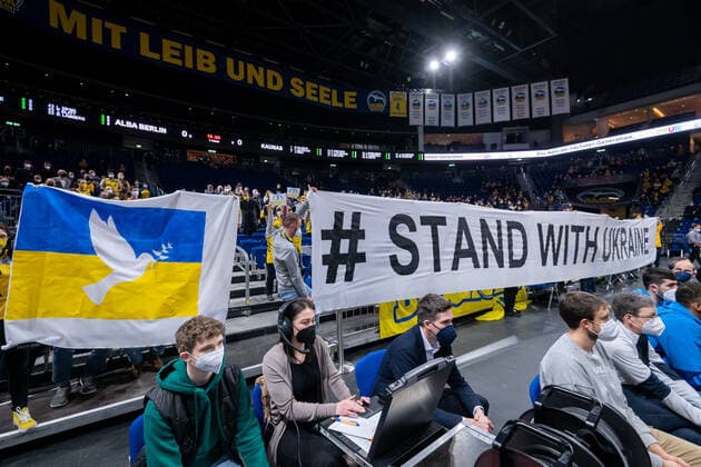 Basketball Berlin 03 03 2022 Season 2021 2022 Euroleague Regular Season Alba Berlin Zalgiris Kaunas Protest against the war in Ukraine