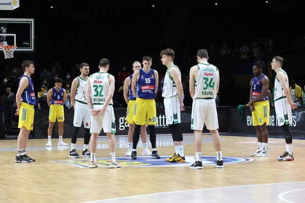 DEU, EuroLeague, ALBA vs Zalgiris Kaunas, 03 03 2022, Mercedes Benz Arena, Berlin, DEU, EuroLeague, ALBA vs Zalgiris Kaunas, in picture minute of silence for Ukraine nordphotoxGmbHx xEngler nph00076