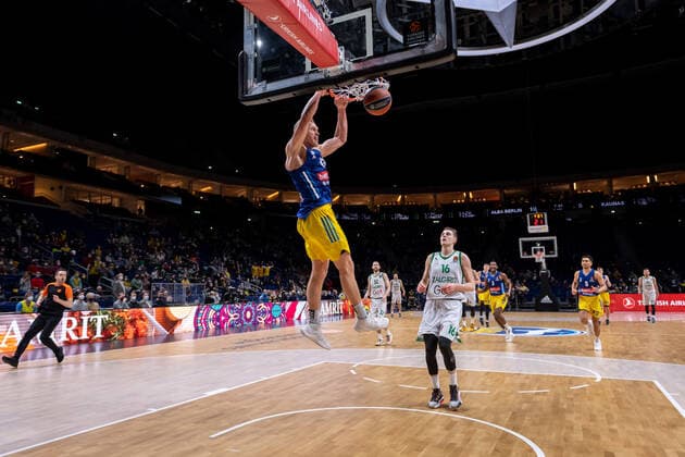 Basketball Berlin 03 03 2022 2021 2022 Euroleague Regular Season Alba Berlin Zalgiris Kaunas Luke Sikma Alba Berlin, No 43 Karolius Lukosiunas Kaunas, No 16