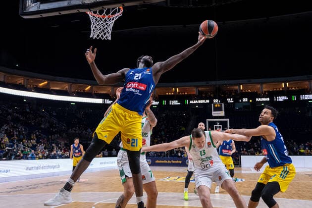Basketball Berlin 03 03 2022 Season 2021 2022 Euroleague Regular Season Alba Berlin Zalgiris Kaunas Christ Koumadje Alba Berlin, No 21