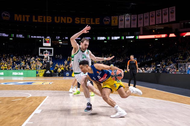 Basketball Berlin 03 03 2022 2021 2022 Euroleague Regular Season Alba Berlin Zalgiris Kaunas Maodo Lo Alba Berlin, No 00 Tyler Cavanaugh Kaunas, No 34