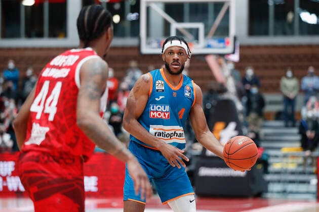 04 03 2022, s Oliver Wuerzburg vs ratiopharm Ulm, easyCredit BBL, 23 matchday, GER, Wuerzburg, tectake Arena, Im Bild Jaron Blossomgame ratiopharm ulm Copyright: HMBxMedia xJulienxBecker