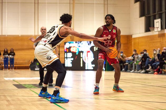 Quentin Goodin Bayer Giants Leverkusen 03 , Adieu Cessay Itzehoe Eagles 26 Itzehoe Eagles vs Bayer Giants Leverkusen, ProA, 2 Barmer Basketball, Bundesliga, Spielzeit 2021 2022, 27 Spieltag, 04 03 2022 Photo EIBNER Stephanie Zerbe Itzehoe Eagles vs Bayer Giants Leverkusen, ProA, 2 Barmer Basketball, Bundesliga, Spielzeit 2021 2022, 27 Spieltag, 04 03 2022 Brokdorf Copyright: xStephaniexZerbe xEibner-Pressefox EP_SZE