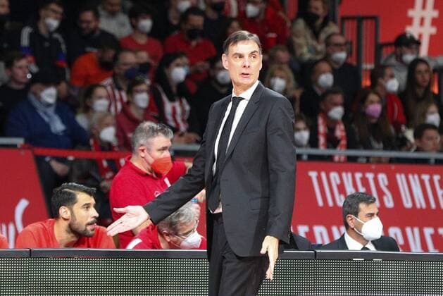 Head coach Georgios Bartzokas Olympiakos Piraeus , FC Bayern Basketball vs Olympiakos Piraeus, Euroleague, 04 03 2022 Munich Bavaria Germany Copyright: xkolbert-press ChristianxKolbertx