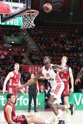 Moustapha Fall 10 Olympiakos Piraeus at the basket, FC Bayern Basketball vs Olympiakos Piraeus, Euroleague, 04 03 2022 Munich Bavaria Germany Copyright: xkolbert-press ChristianxKolbertx