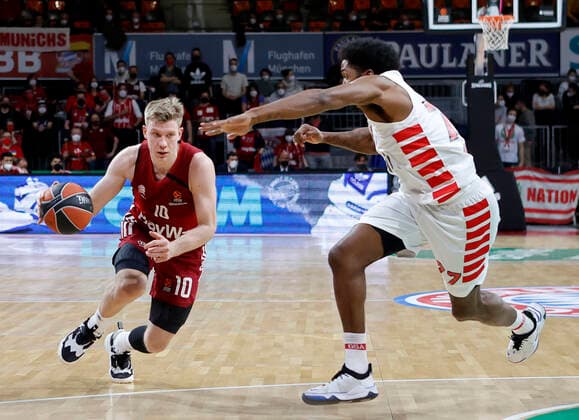 04 03 2022, Euroleague, FC Bayern Basketball vs Olympiacos Pireaus , Audi Dome, Basketball, Sports, in the picture Ognjen Jaramaz FCB Basketball vs Hassan Martin Olympiacos Piraeus