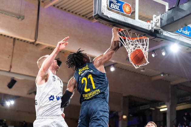 Tai Odiase EWE Baskets Basketball 21 meets Hamburg Towers vs EWE Baskets Oldenburg, Basketball, Bundesliga, Hauptrunde, Spieltag 23, Saison 2021 2022, 05 03 2022 Marcel von Fehrn Hamburg Towers vs EWE Baskets Oldenburg, Basketball, Bundesliga, Hauptrunde, Spieltag 23, Saison 2021 2022, 05 03 2022 Hamburg Copyright: xEibnerxPressefoto MarcelxvonxFehrnx EP_MFN