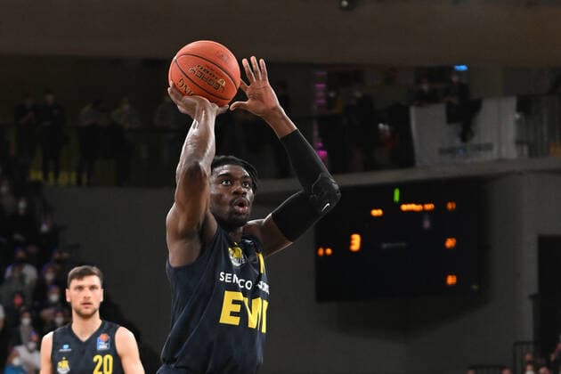 Basketball I Men I Season 2021 2022 I BBL I 23 Matchday I Hamburg Towers EWE Baskets Oldenburg I 05 03 2022 Tai Odiase 21, EWE Baskets Oldenburg free throw Hamburg edel optics de Arena Hamburg Germany Copyright: xLobeca AndreasxHannigx