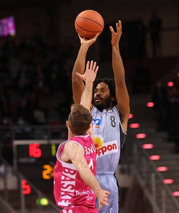 Bonn, Germany 05 03 2022, Telekom Dome, Basketball Bundesliga, 23 Matchday, BBL, Telekom Baskets Bonn vs Hakro Merlins Crailsheim, Skyler Bowlin Bonn , Terrell Harris Crailsheim