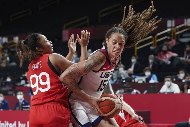 Brittney Griner, 15, walks in action during the Women s Basketball finals at the Tokyo Olympic Games, Olympische Spiele, Olympia, OS in Tokyo, Japan, on Sunday, August 8, 2021. Griner has been arrested in Russia on suspicion of illegally drugs at Sheremetyevo International Airport.  OLY20210808291 RICHARDxELLIS