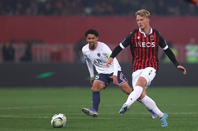 Nice, France, 5th March 2022. Marquinhos of PSG looks on as Kasper Dolberg of OGC Nice plays the ball during the Uber Eats Ligue 1 match at Allianz Riviera Stadium, Nice. Picture credit should read: Jonathan Moscrop Sportimage EDITORIAL USE ONLY. No use with unauthorised audio, video, data, fixture lists, club league logos or live services. Online in-match use limited to 120 images, no video emulation. No use in betting, games or single club league player publications. SPI-1565-0002