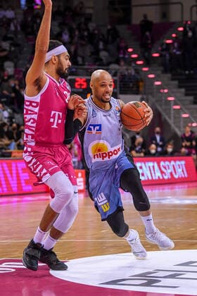 easyCredit BBL, Telekom Baskets Bonn vs HAKRO Merlins Crailsheim, 05 03 2022 Maurice Stuckey HAKRO Merlins Crailsheim, 3 , Jeremy Morgan Telekom Baskets Bonn, 20 , easyCredit BBL, Telekom Baskets Bonn vs HAKRO Merlins Crailsheim on 05 03 2022 at Telekom Dome Bonn, Bonn Nordrhein Westfalen Copyright: xBEAUTIFULxSPORTS Mueller-Laschetx