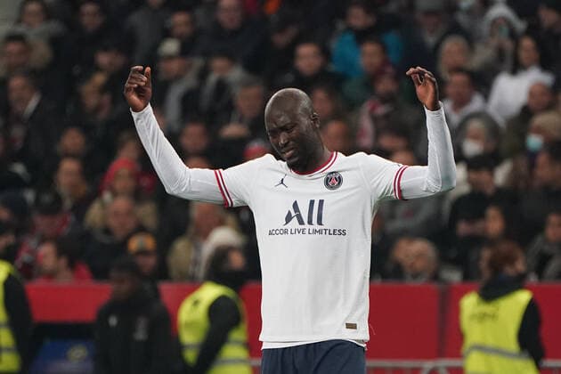 Fußball, OGC Nizza - Paris St. Germain Danilo Pereira (PSG) FOOTBALL : OGC Nice vs PSG - Ligue 1 Uber Eats - Nice - 05 03 2022 NorbertScanella Panoramic 
